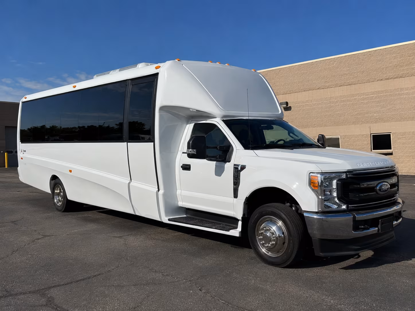 minibus rentals for larger fall river prom groups heading to new bedford